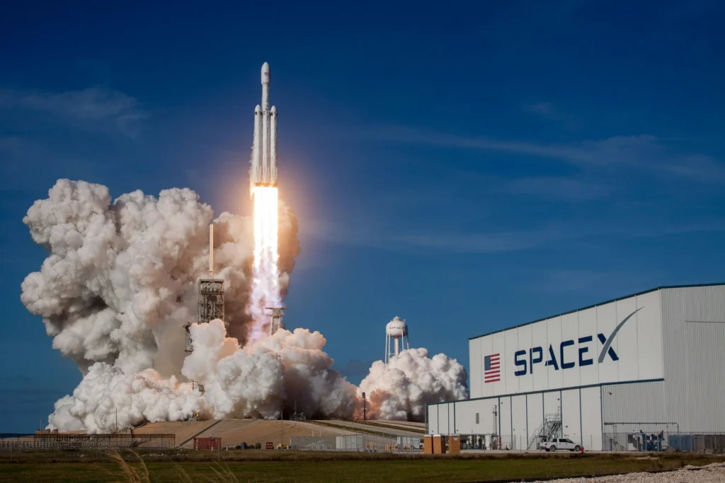 SpaceX Falcon 9 Launches Starlink Satellites